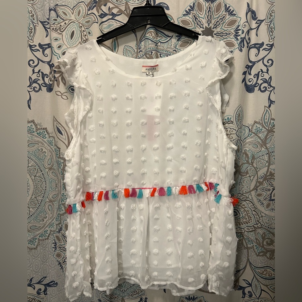 ANDREE BY UNIT White Textured Blouse with Multicolor Tassels